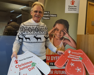 MS Supports Save The Children’s Christmas Jumper Day  